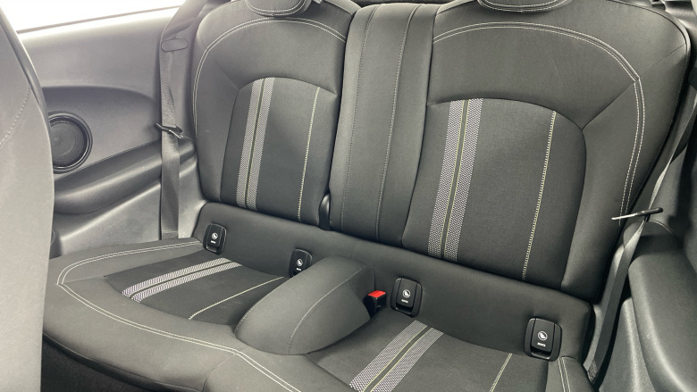 MINI Hatchback 2.0 Cooper S Sport II 3dr Auto [Comfort Pack] Petrol Hatchback